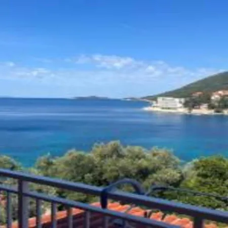 Bleu - One Bedroom With Balcony And View 3 Daire