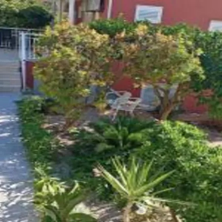 Bleu - One Bedroom With Balcony And View 3 Daire Brna