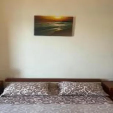 Bleu - One Bedroom With Balcony And View 3