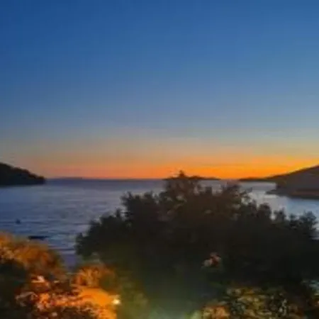 Daire Bleu - One Bedroom With Balcony And View 3 *