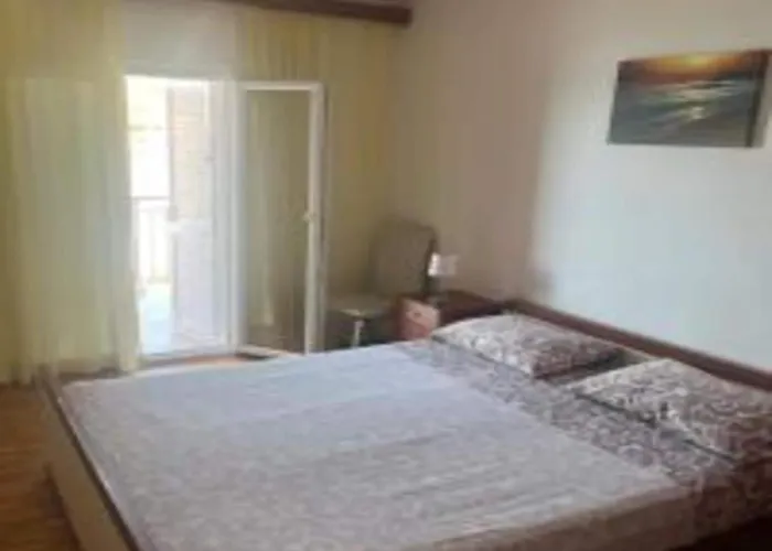 Bleu - One Bedroom With Balcony And View 3 아파트